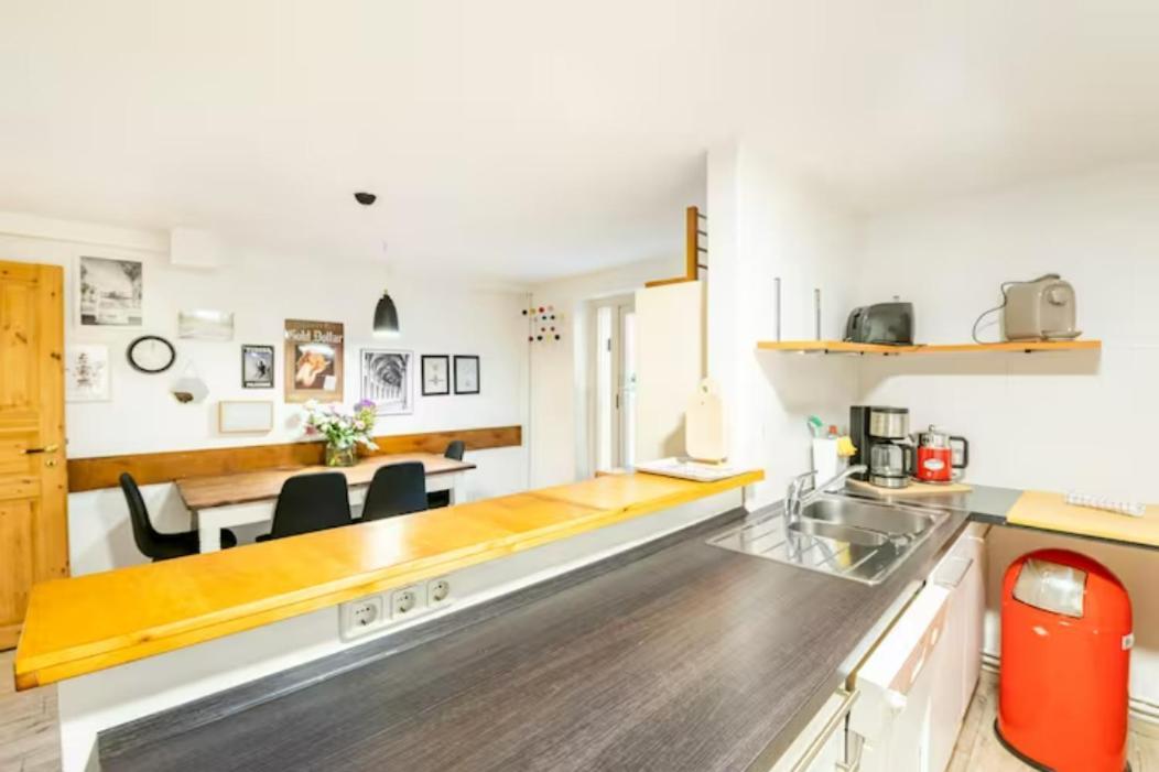 Grosszuegige 185M2-Altbauwohnung In Bestlage 7Zimmer-2Baeder-2Kuechen-2Wcs Hamburg-Harburg Exteriör bild