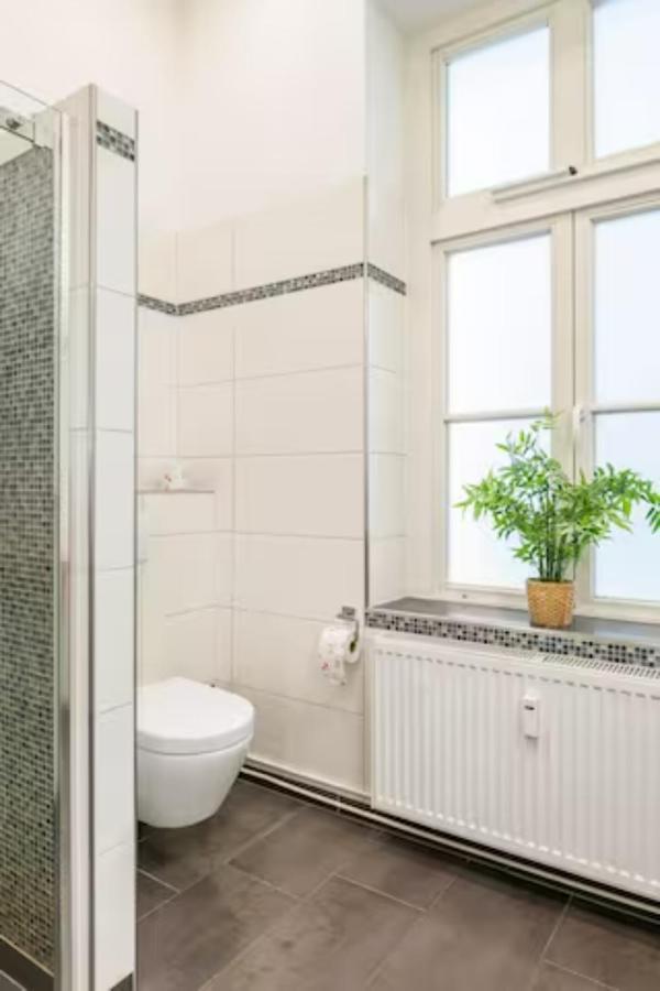 Grosszuegige 185M2-Altbauwohnung In Bestlage 7Zimmer-2Baeder-2Kuechen-2Wcs Hamburg-Harburg Exteriör bild
