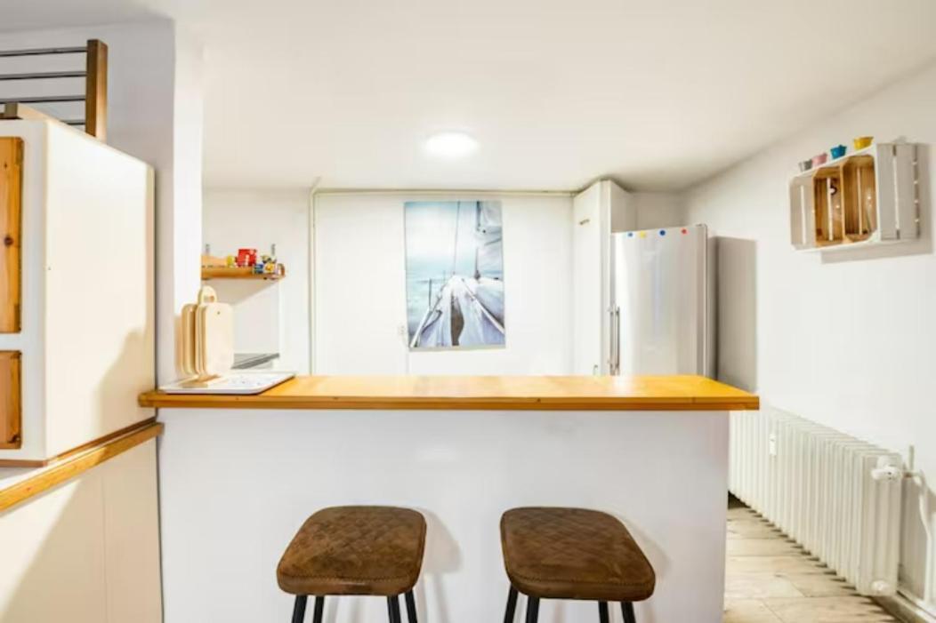Grosszuegige 185M2-Altbauwohnung In Bestlage 7Zimmer-2Baeder-2Kuechen-2Wcs Hamburg-Harburg Exteriör bild