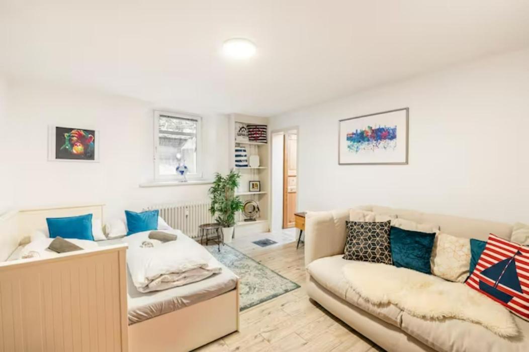 Grosszuegige 185M2-Altbauwohnung In Bestlage 7Zimmer-2Baeder-2Kuechen-2Wcs Hamburg-Harburg Exteriör bild